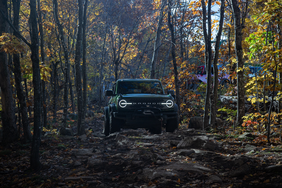 green bronco rock crawling