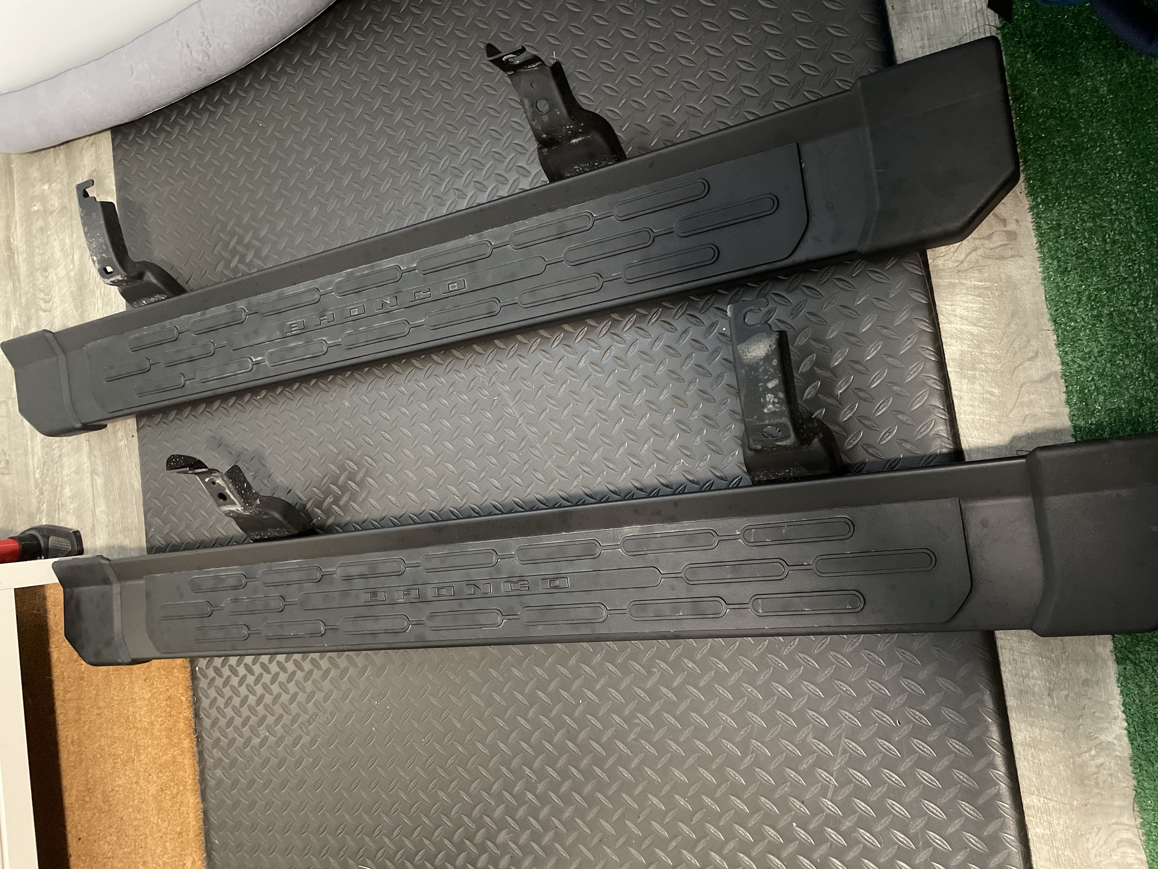 ‘22 Bronco 2DR Selling running boards Bronco Nation